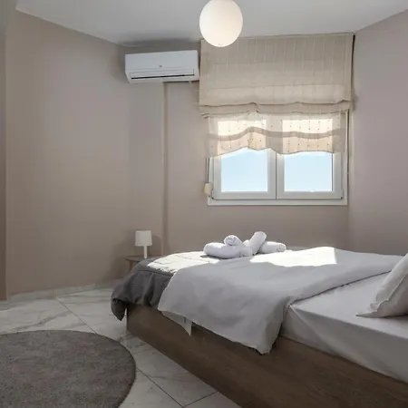 Egnatia Flat 2 Appartement *